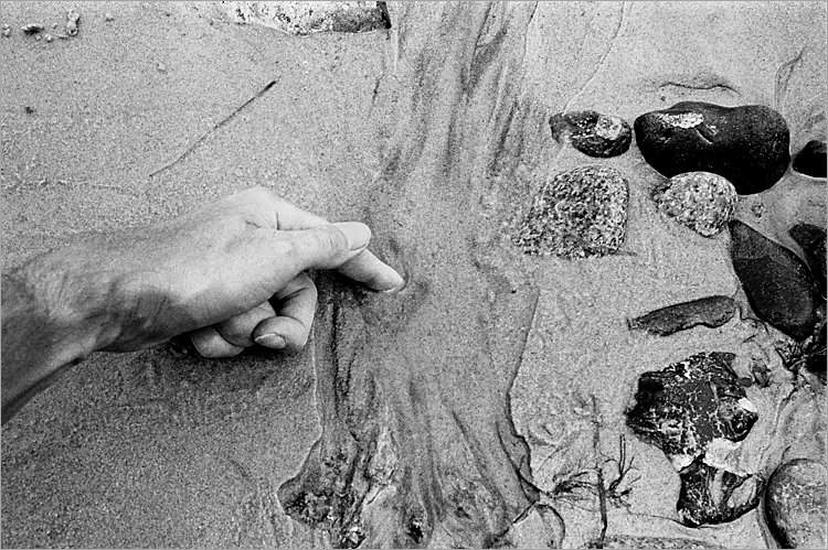 »Fingerzeig«, aus dem Portfolio »Møns Klint«, Foto © Friedhelm Denkeler 1983