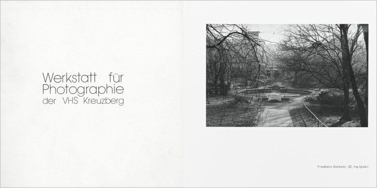 Katalog »Werkstatt für Photographie – Photographien der Hörer und Dozenten«, 23. April bis 18. Mai 1979 (aufgeschlagenes Foto: Friedhelm Denkeler)